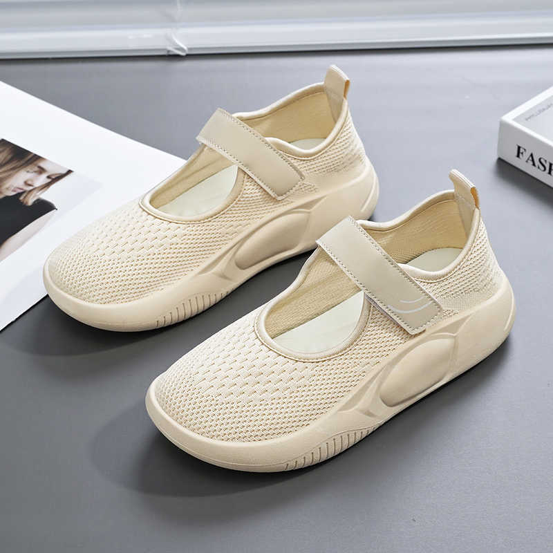 Increases Height Ete Women's H - Wide Fit Heels のレビューと価格