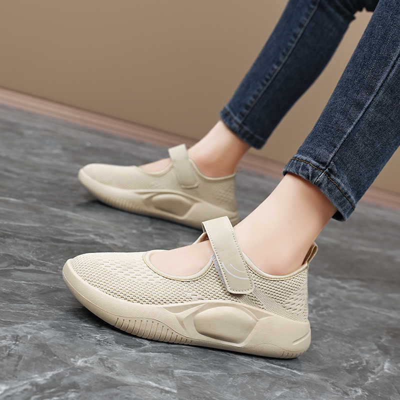 Increases Height Ete Women's H - Wide Fit Heels のレビューと価格