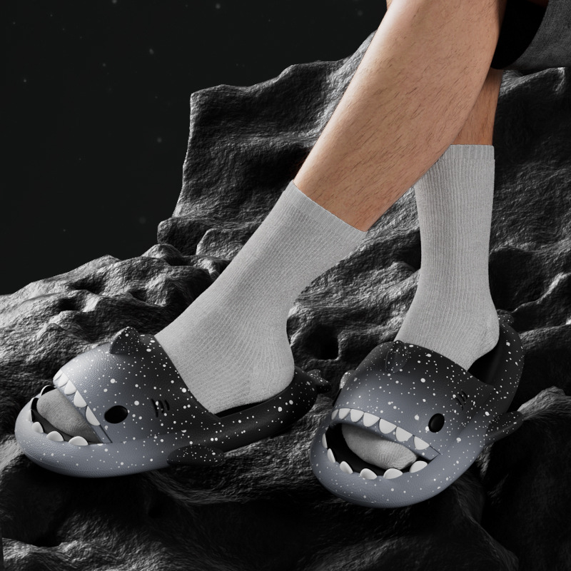 Cute Cartoon Shark Slippers Fo - Women Shoes Size To Men のレビューと価格