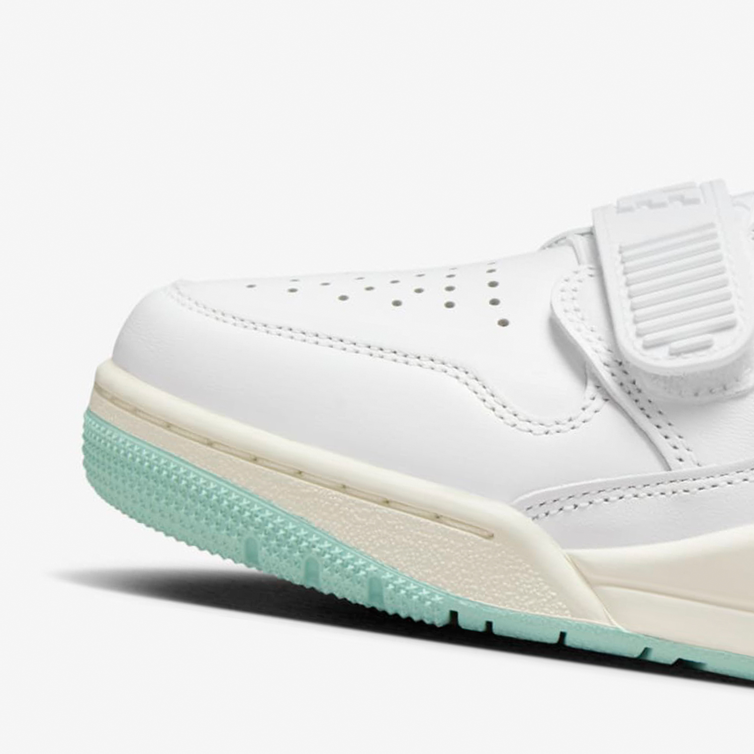 Nike genuine JORDAN women's ai - Women'S Shoes Nike Jordan のレビューと価格