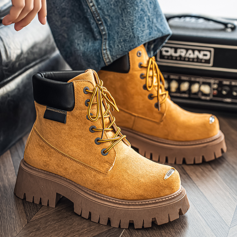 Classic High Top Boots Outdoor - Suede Ankle Boot のレビューと価格