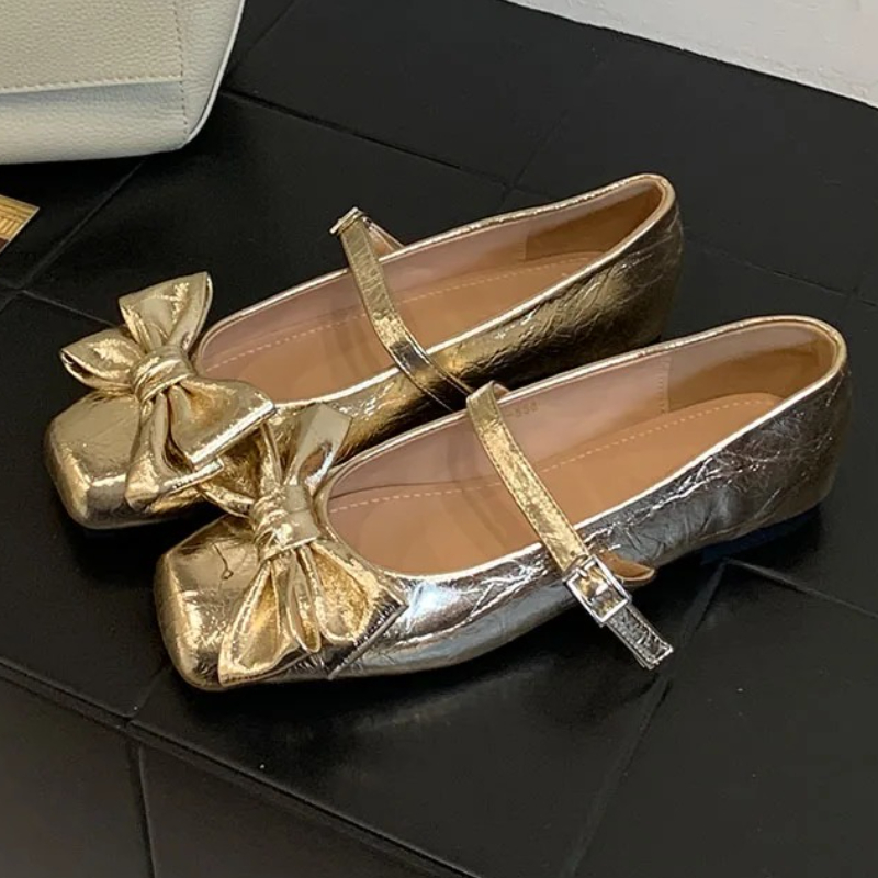 Cute Bowknot Square Toe Design - Women Shoes Brand のレビューと価格