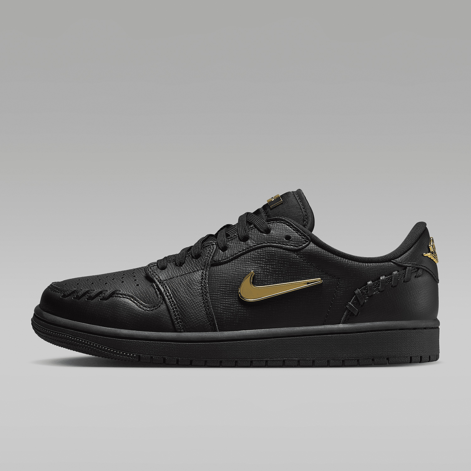 Nike Authentic Air Jordan 1 Wo - Women'S Shoes Nike Jordan のレビューと価格