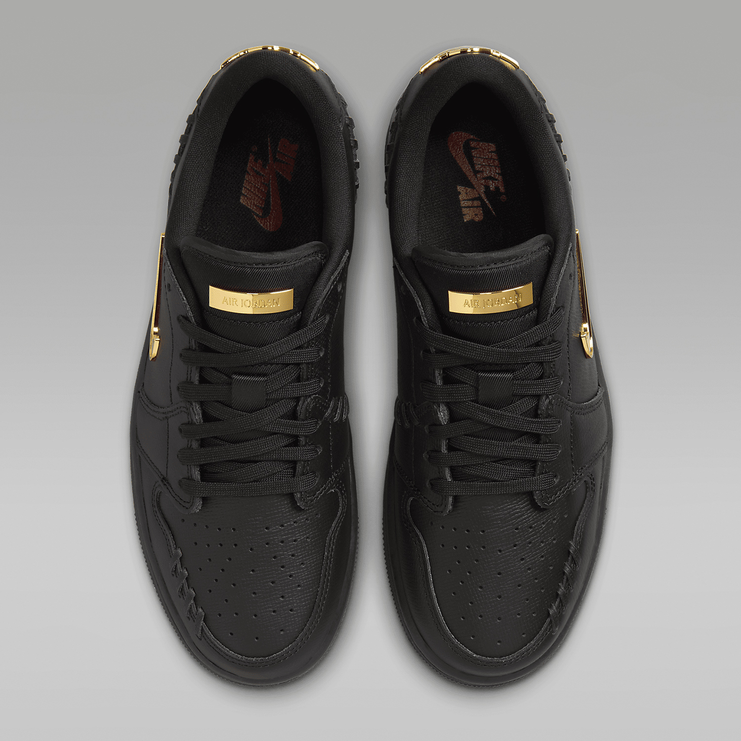 Nike Authentic Air Jordan 1 Wo - Women'S Shoes Nike Jordan のレビューと価格