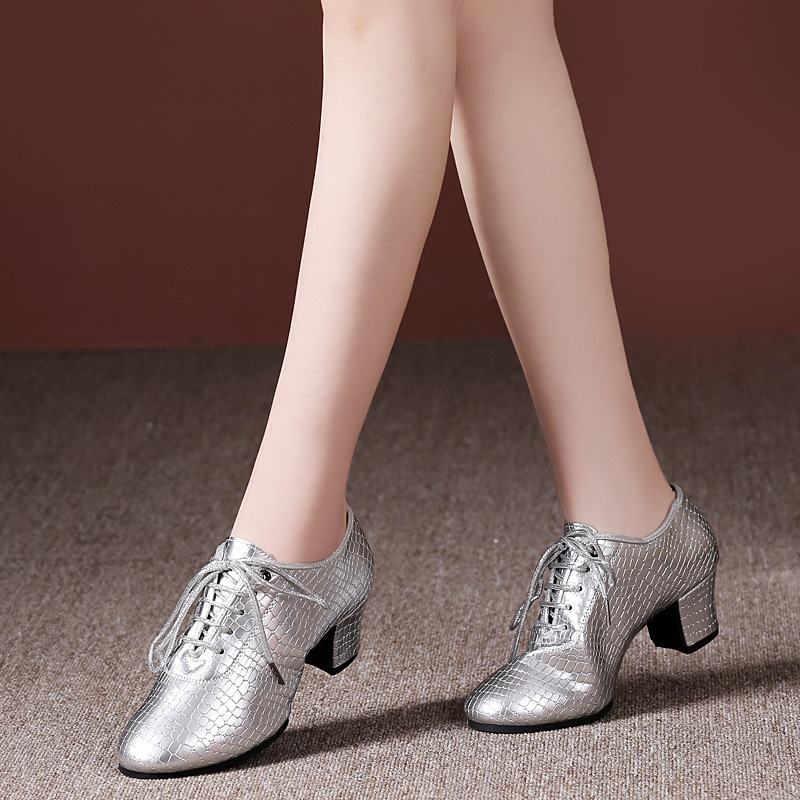 Nature Genuine Leather Profess - Women'S Shoes Naturalizer のレビューと価格