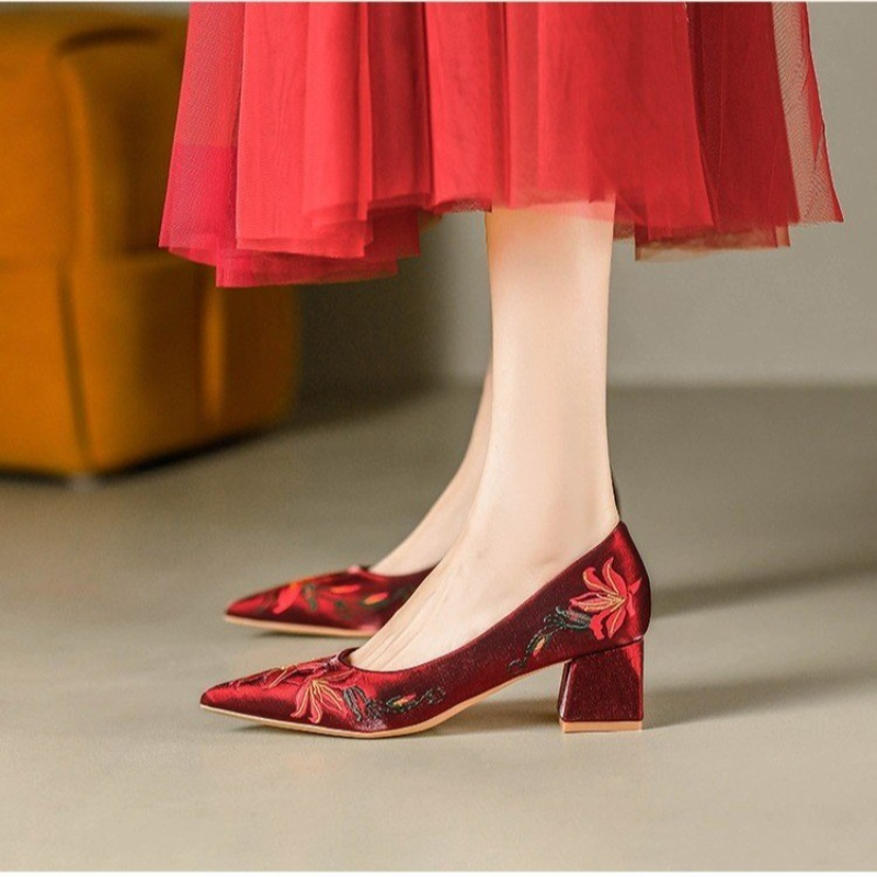 Spring Red Wedding Shoes Embro - Women'S Shoes Naturalizer のレビューと価格