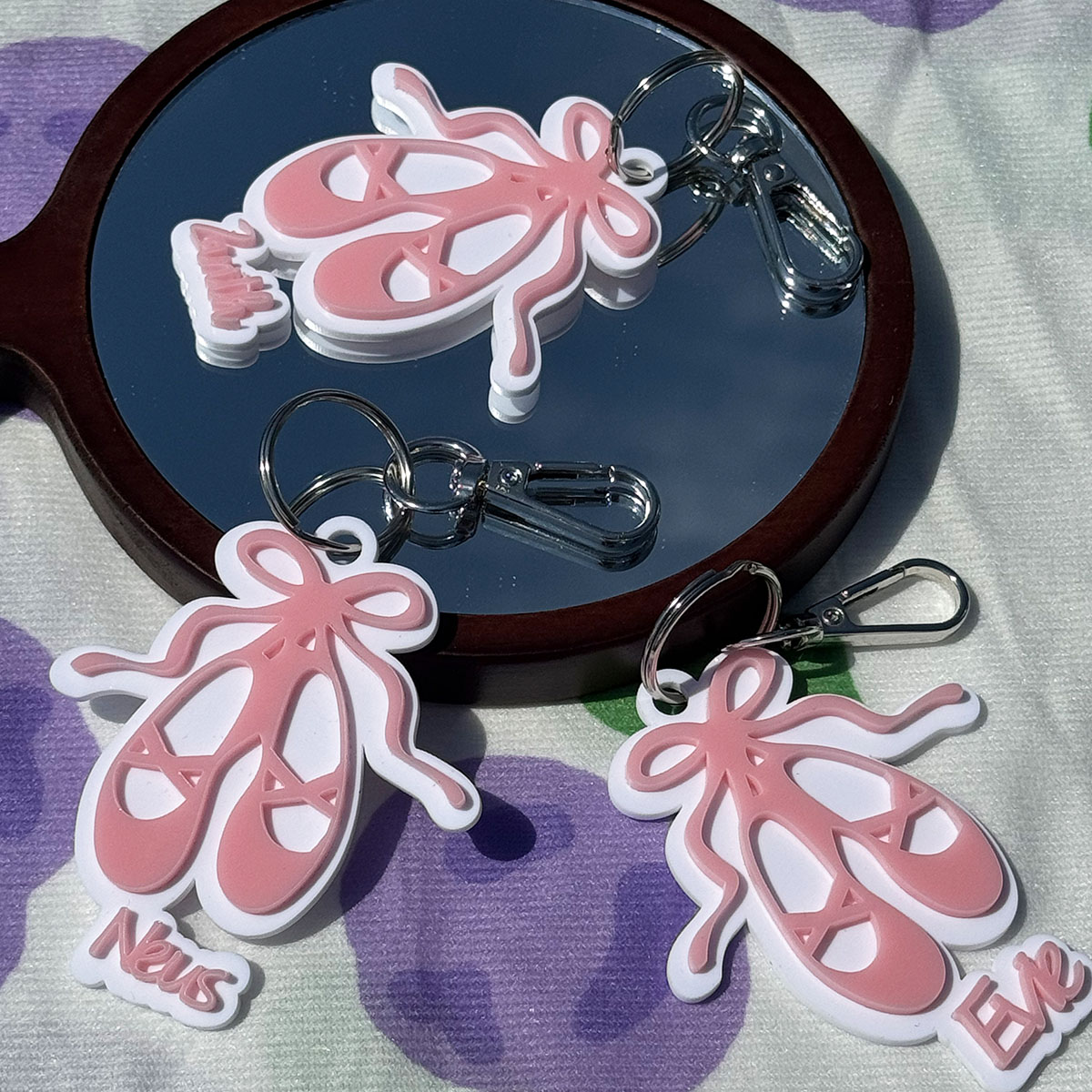 Custom Name Acrylic Keychain P - Women Shoes Name のレビューと価格