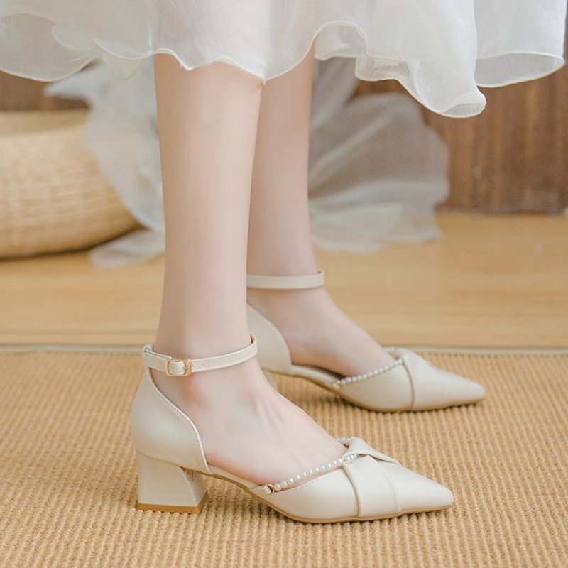 Pearl Ankle Strap High Heels 2 - Wide Fit Heels のレビューと価格